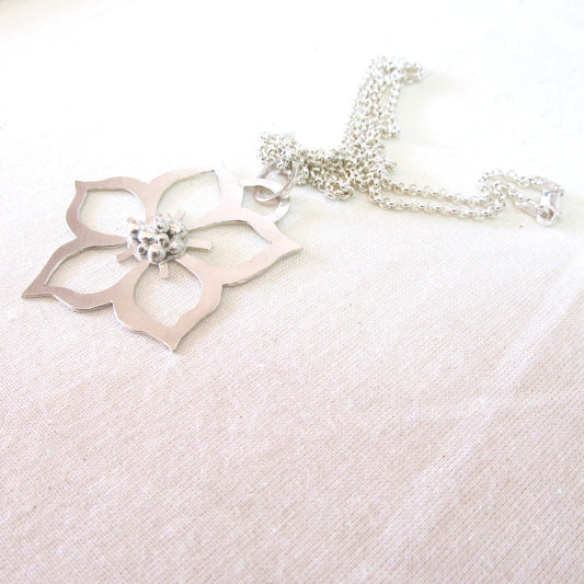 Flower pendant